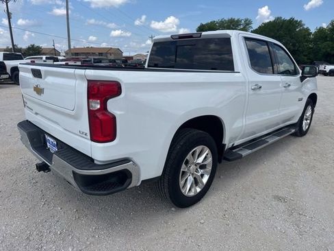 Used 2022 Chevrolet Silverado 1500 LTZ AWD/4WD image 7