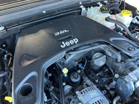 Used 2020 Jeep Gladiator Rubicon image 30