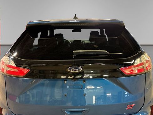 Used 2021 Ford Edge ST w/ Equipment Group 401A image 16