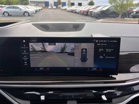 Used 2023 BMW X7 xDrive40i w/ Executive Package AWD/4WD image 31
