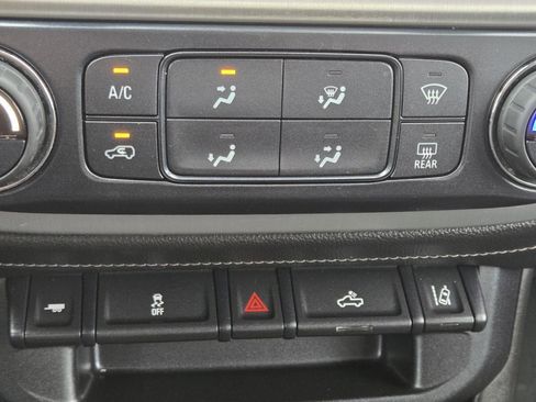 Used 2016 GMC Canyon SLE w/ SLE Convenience Package AWD/4WD image 15