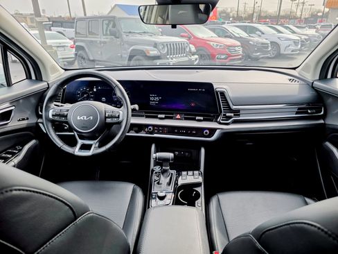 Used 2024 Kia Sportage SX image 31