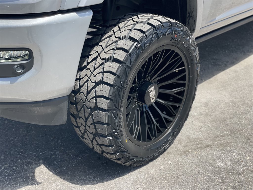 Used 2022 RAM 3500 Laramie AWD/4WD image 14