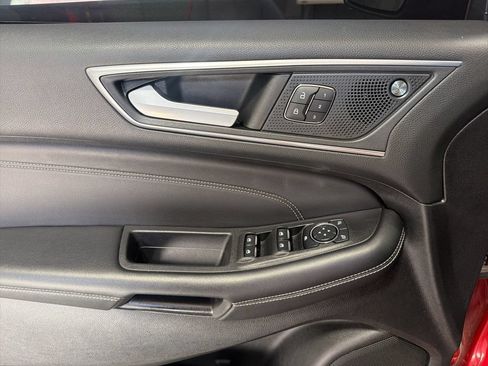Used 2023 Ford Edge Titanium AWD/4WD image 13