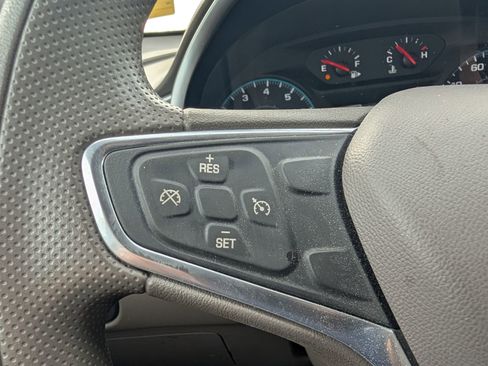 Used 2022 Chevrolet Malibu LT image 12