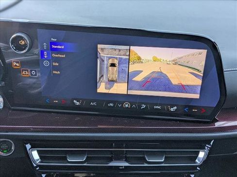 New 2026 Chevrolet Traverse Z71 w/ Driver Confidence Package image 13