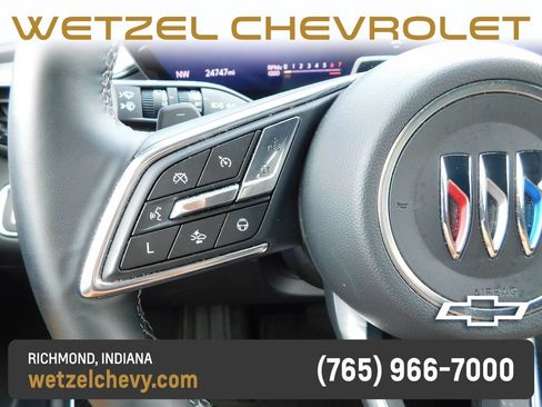 Used 2025 Buick Enclave Avenir w/ Super Cruise Package AWD/4WD image 39