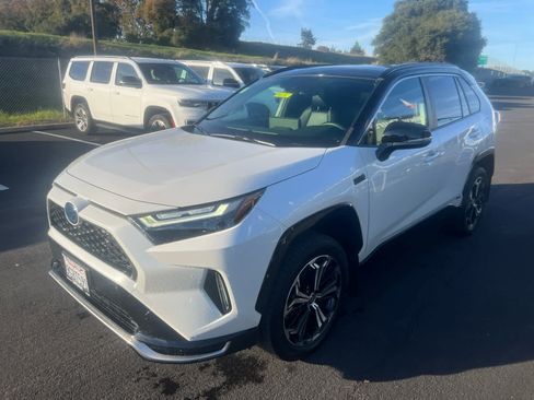 Certified 2023 Toyota RAV4 XSE image 5