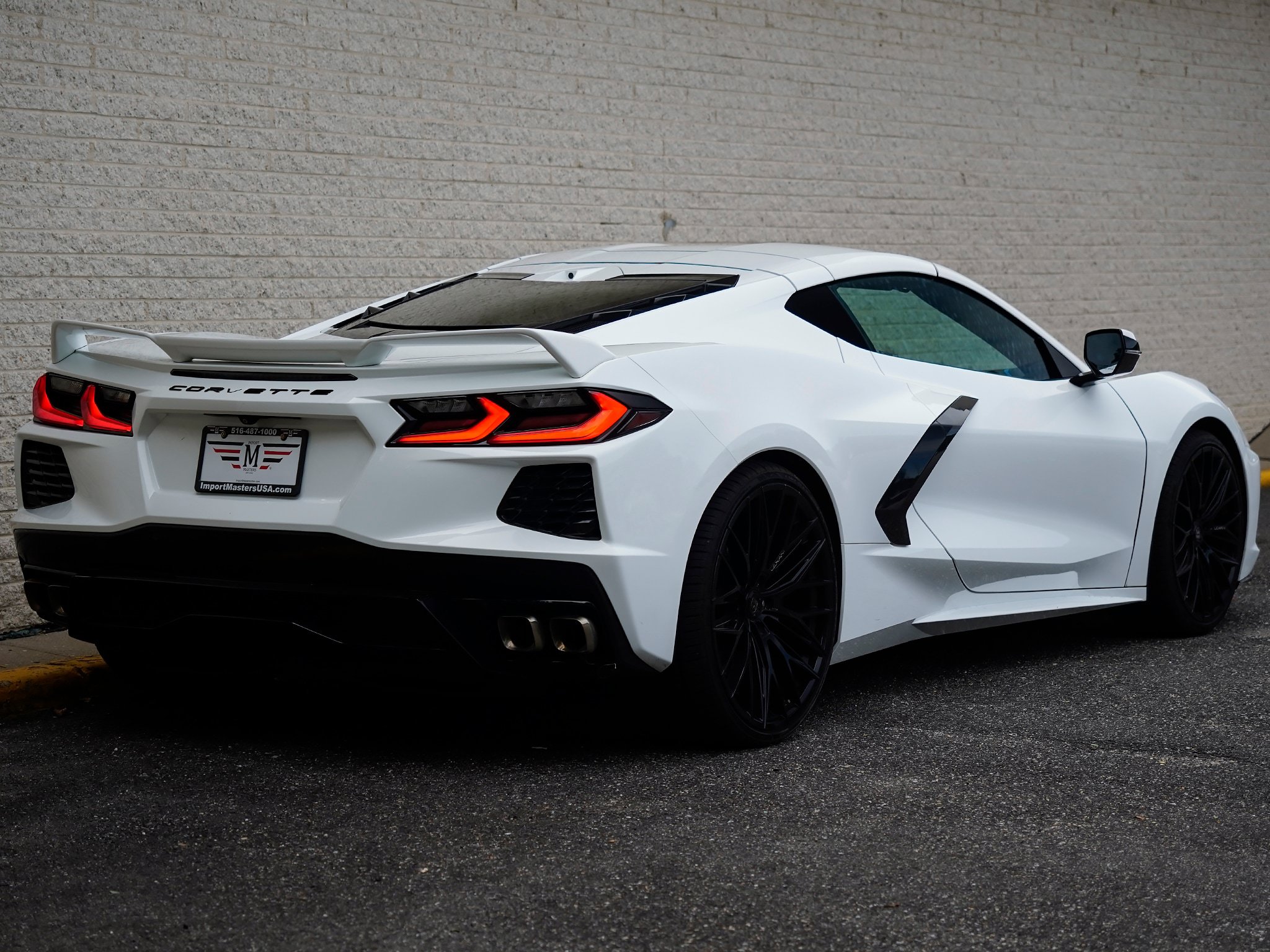 Used 2023 Chevrolet Corvette Stingray Premium Cpe w/ Z51 Performance Package RWD image 7