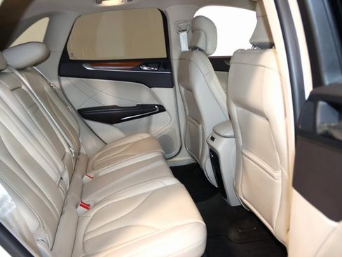 Used 2017 Lincoln MKC Select w/ Lincoln MKC Climate Package image 64