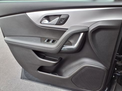 Used 2021 Chevrolet Blazer LT image 17