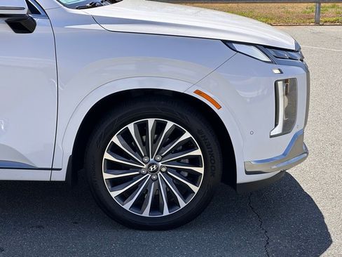 Used 2024 Hyundai Palisade Calligraphy image 46