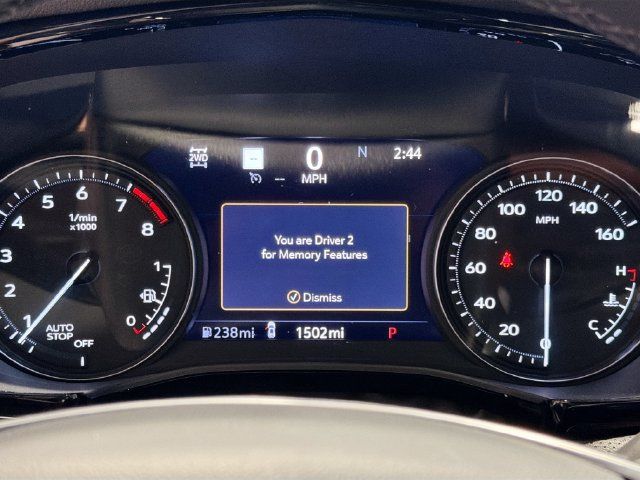 Used 2025 Cadillac XT5 Sportv w/ Technology Package AWD/4WD image 10
