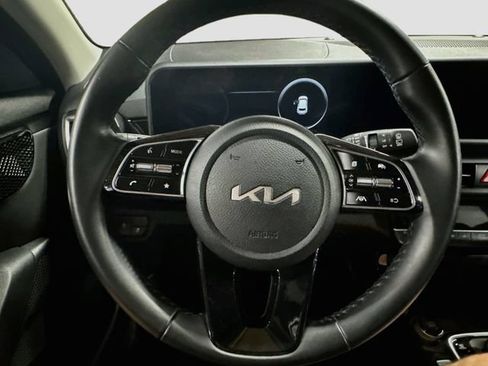 Used 2024 Kia Seltos S AWD/4WD image 11