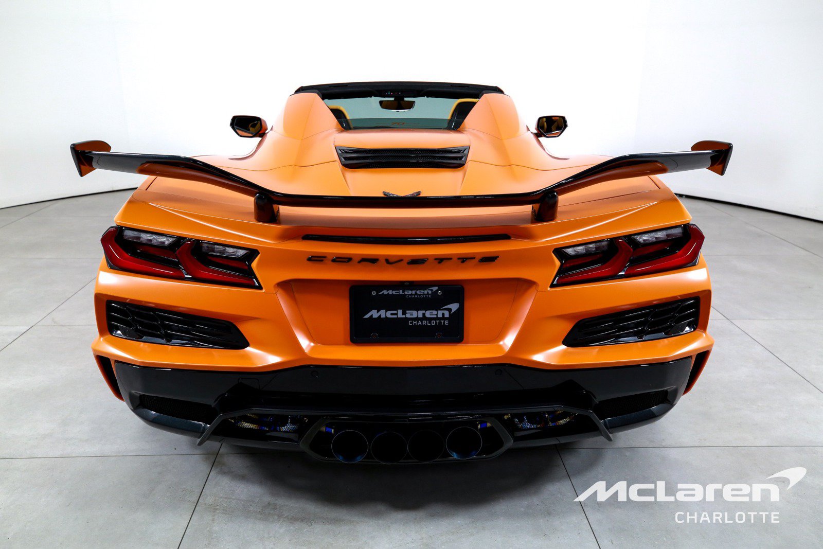 Used 2023 Chevrolet Corvette Z06 w/ Z07 Performance Package RWD image 8