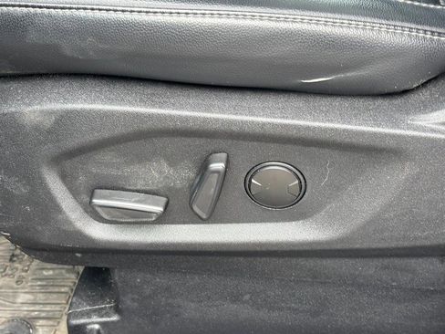 Used 2024 Ford Edge SEL w/ Convenience Package image 16