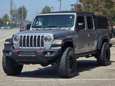 Used 2020 Jeep Gladiator Sport w/ Quick Order Package 24S AWD/4WD image 23