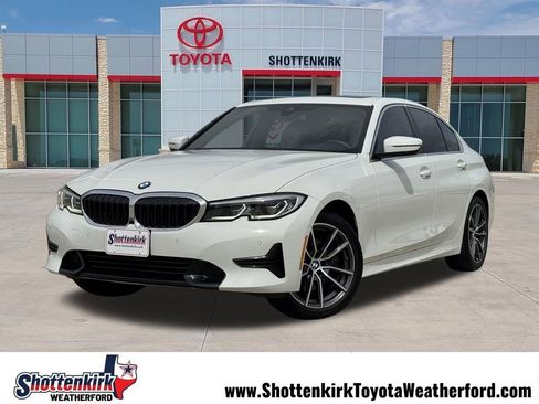Used 2021 BMW 330i Sedan w/ Executive Package RWD image 1