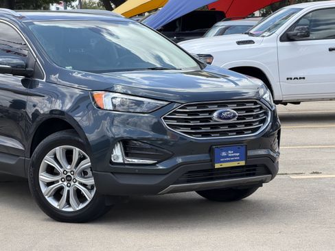 Certified 2024 Ford Edge Titanium AWD/4WD image 2