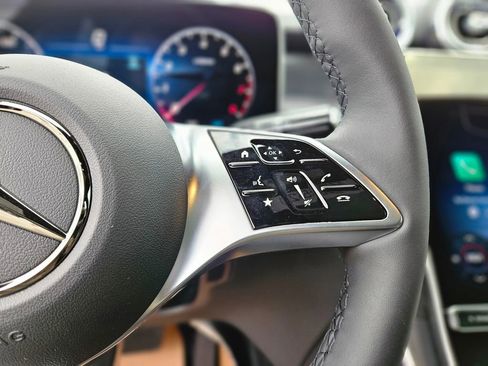 New 2026 Mercedes-Benz GLC 300 4MATIC image 24