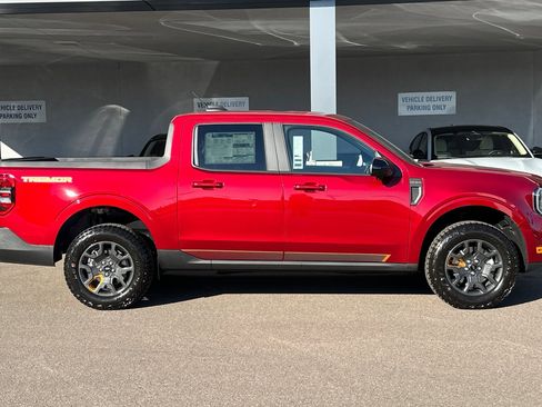 New 2025 Ford Maverick Tremor image 2