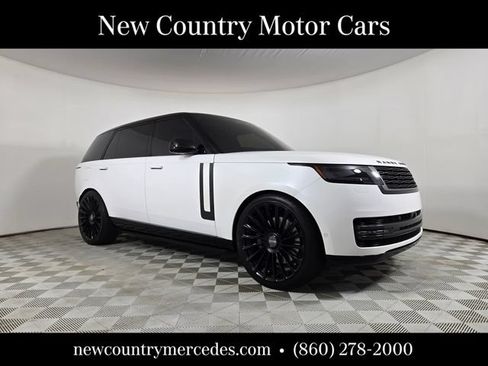 Used 2025 Land Rover Range Rover Long Wheelbase SE AWD/4WD image 1