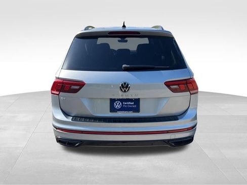 Used 2023 Volkswagen Tiguan SE R-Line image 6