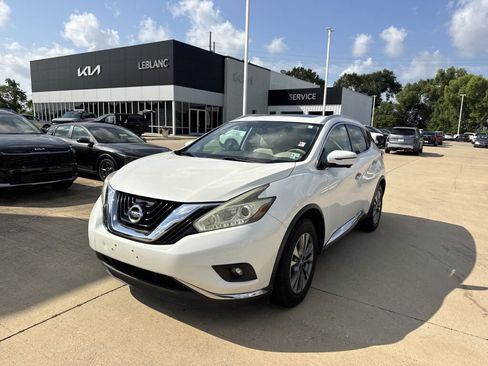 Used 2015 Nissan Murano SL w/ SL Technology Package FWD image 3