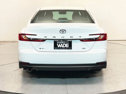Used 2025 Toyota Camry SE w/ Multimedia Upgrade Package FWD image 5
