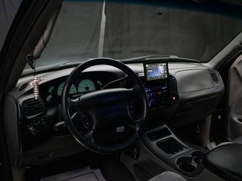 Used 2002 Ford F150 Lightning image 21