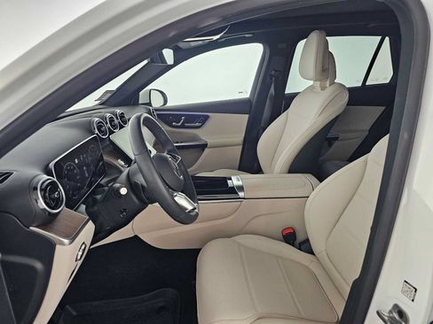 Used 2026 Mercedes-Benz GLC 300 4MATIC image 20