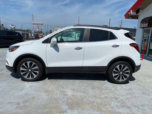 Used 2020 Buick Encore Essence AWD/4WD image 4