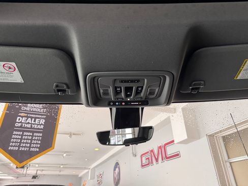 Certified 2023 GMC Sierra 3500 Denali w/ Denali Ultimate Package AWD/4WD image 25