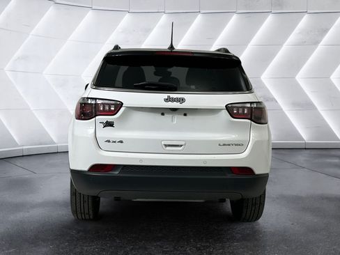 Used 2025 Jeep Compass Limited AWD/4WD image 5