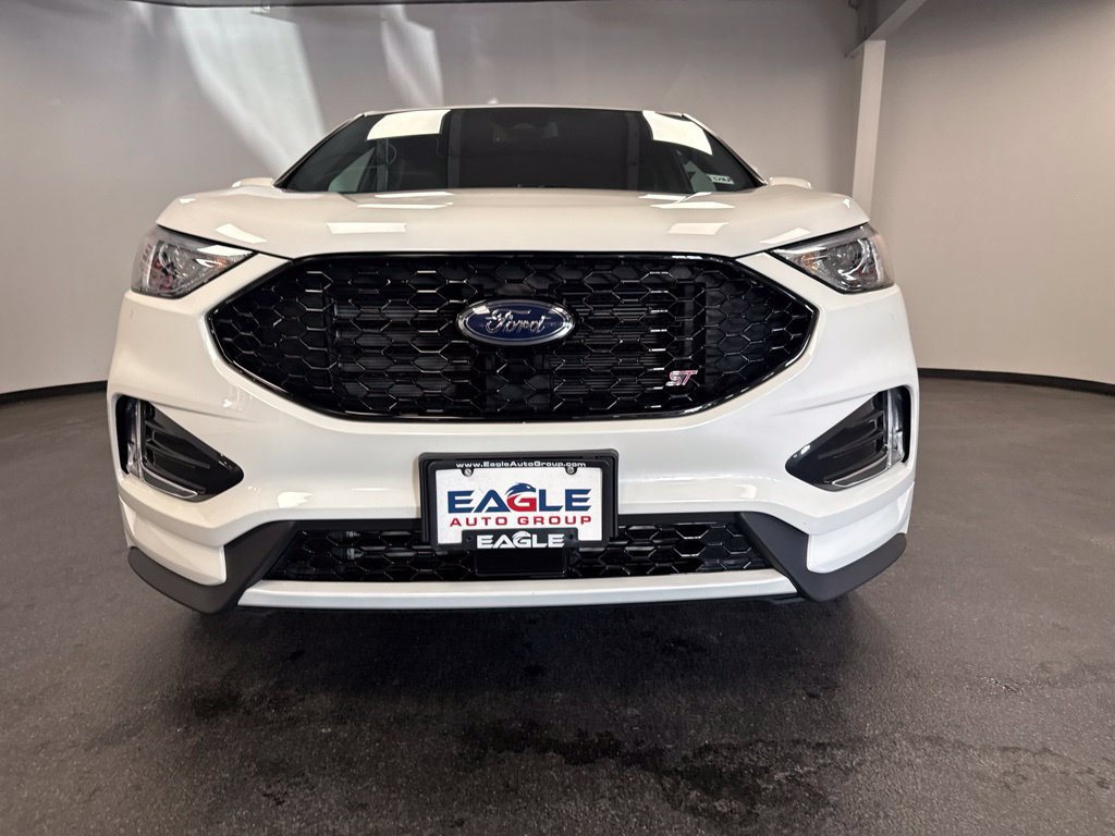 Used 2023 Ford Edge ST AWD/4WD image 4