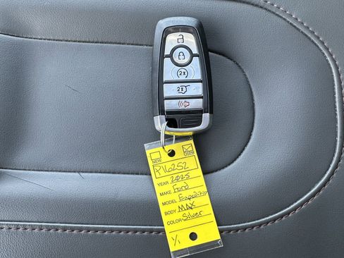 Used 2025 Ford Expedition Max Active AWD/4WD image 35
