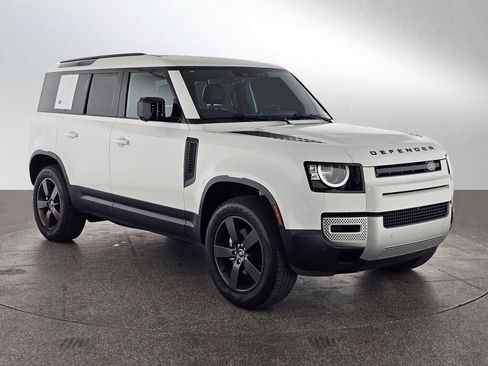 Used 2023 Land Rover Defender 110 S AWD/4WD image 7