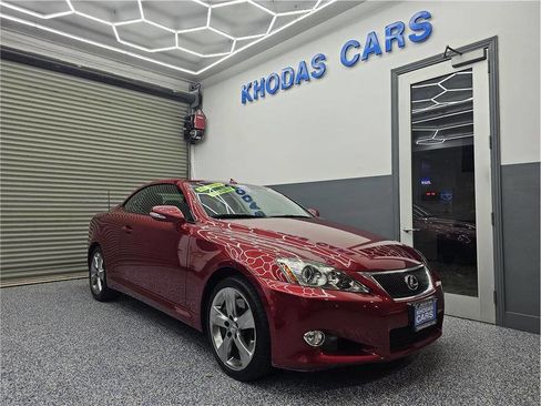 Used 2010 Lexus IS 350C image 7