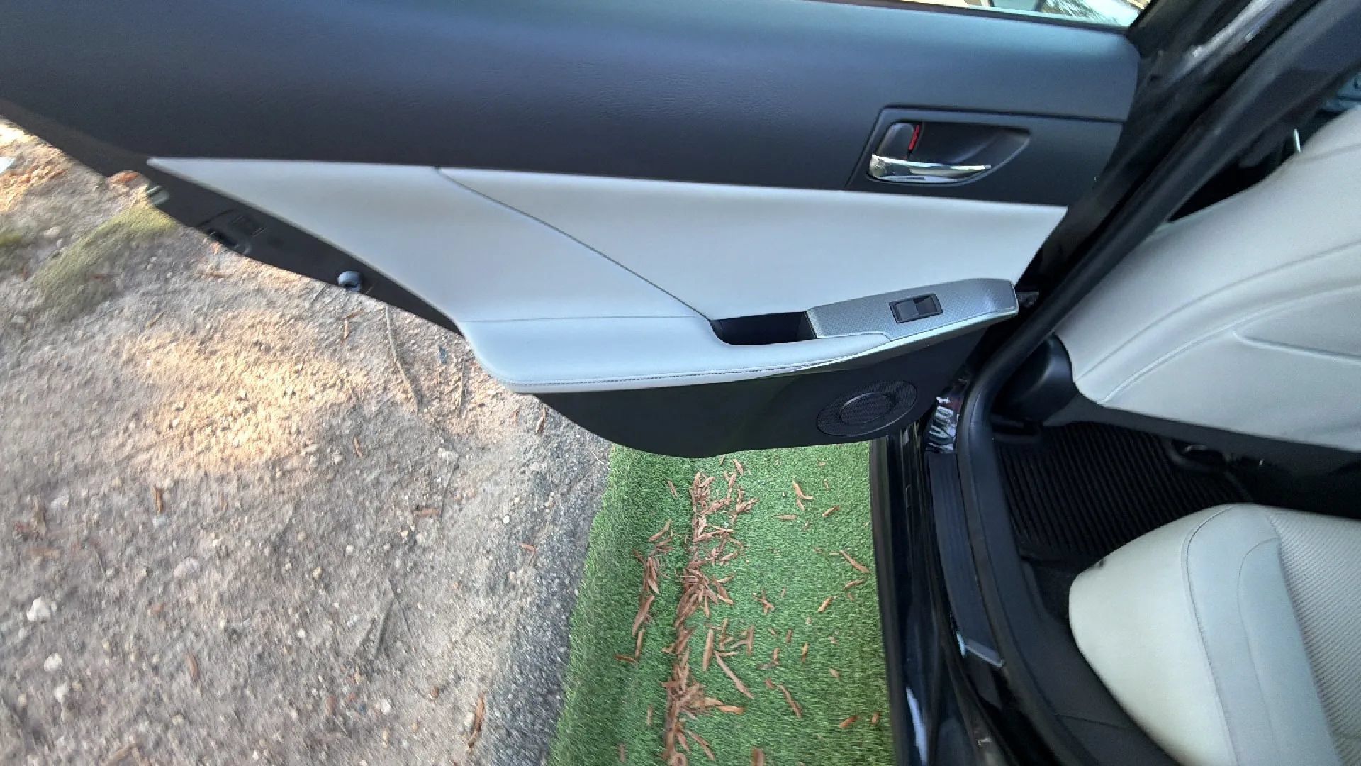 Used 2014 Lexus IS 250 AWD w/ F-Sport Package image 19