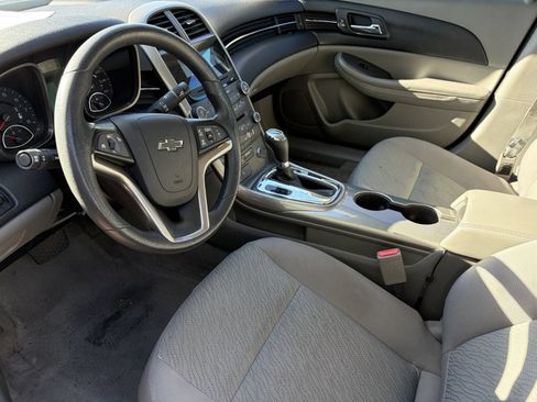 Used 2013 Chevrolet Malibu LS FWD image 12