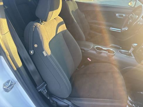 Used 2018 Ford Mustang Coupe w/ Ecoboost Performance Package image 20