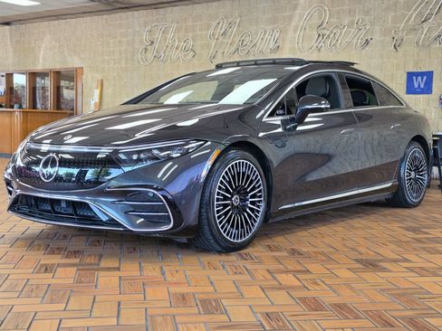Used 2023 Mercedes-Benz EQS 450+ 4MATIC Sedan image 4