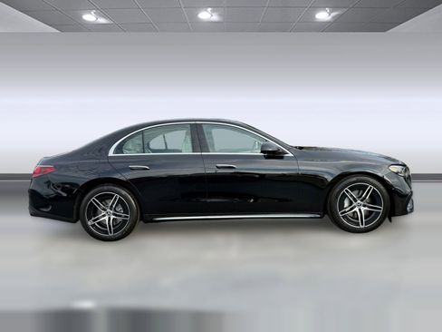 Used 2026 Mercedes-Benz E 350 4MATIC Sedan image 8