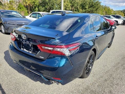 Used 2021 Toyota Camry XSE image 10