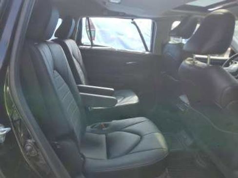 Used 2024 Toyota Highlander XLE AWD/4WD image 9