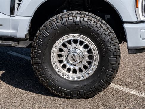 Used 2024 Ford F250 Lariat w/ Lariat Ultimate Package AWD/4WD image 10