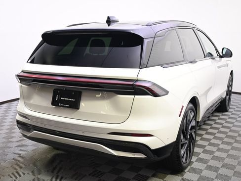 Certified 2024 Lincoln Nautilus Reserve w/ Equipment Group 203A AWD/4WD image 6