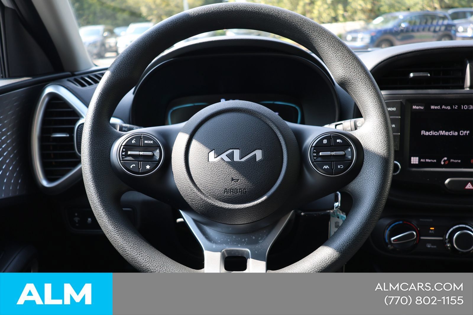 Used 2025 Kia Soul LX w/ LX Technology Package FWD image 23