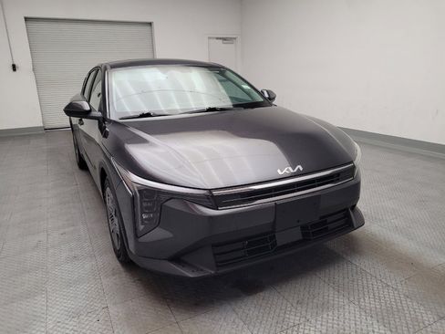 Used 2025 Kia K4 FWD image 14