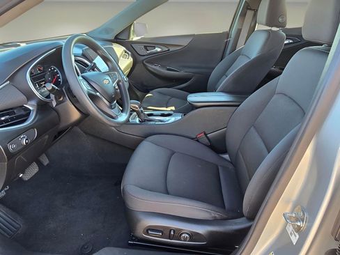 Used 2021 Chevrolet Malibu LT image 12